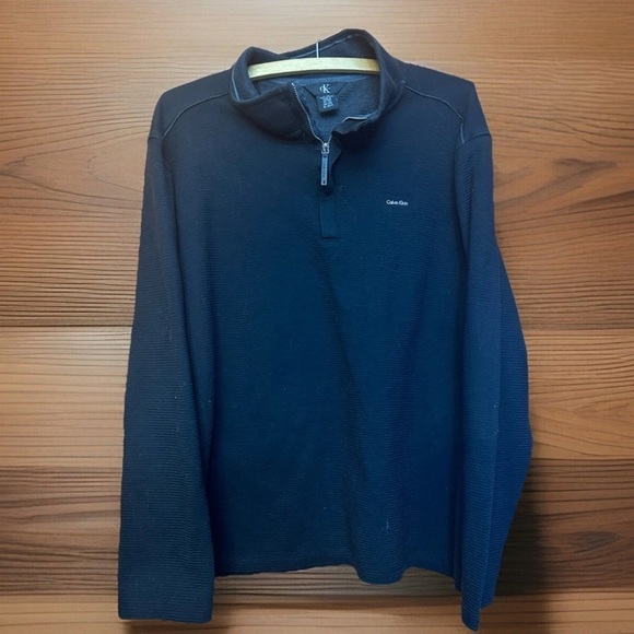 Calvin Klein Men's Sweater - Picture 1 of 6
